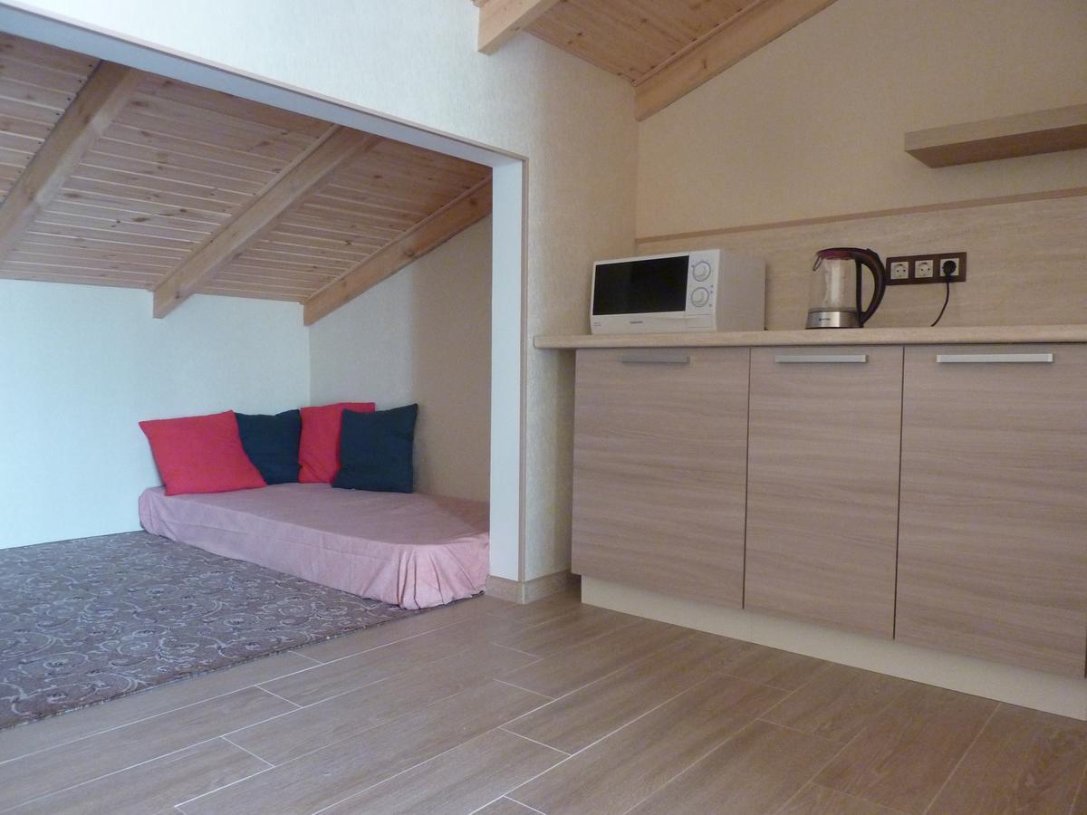 גגרה Guest House Letto מראה חיצוני תמונה