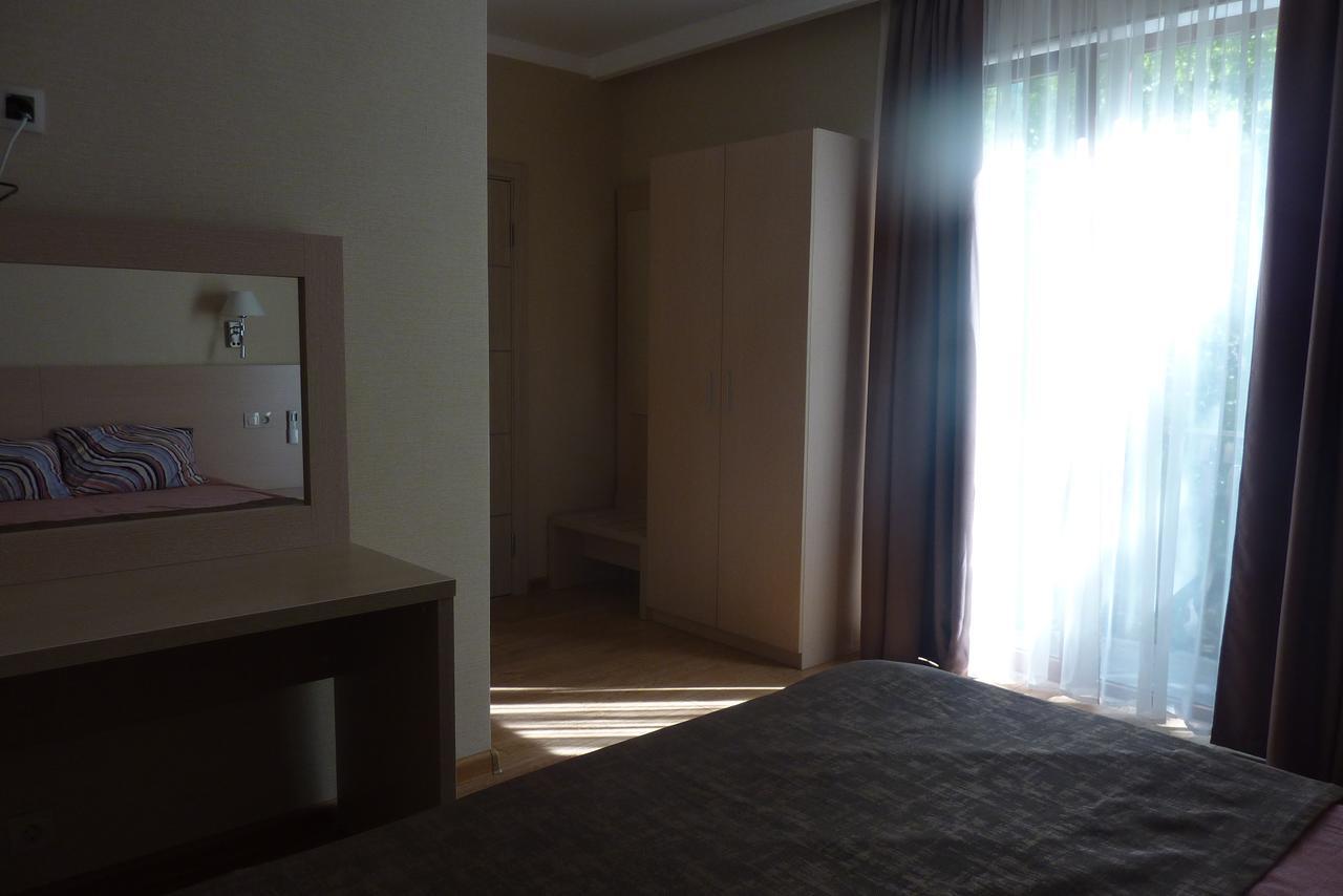 גגרה Guest House Letto מראה חיצוני תמונה